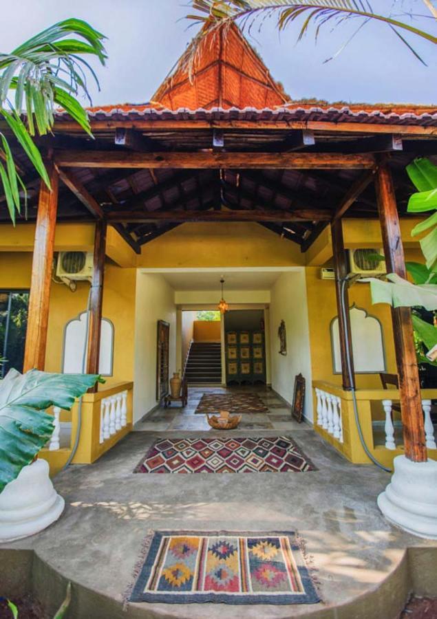 Devarya Wellness Beach Resort Morjim Ngoại thất bức ảnh