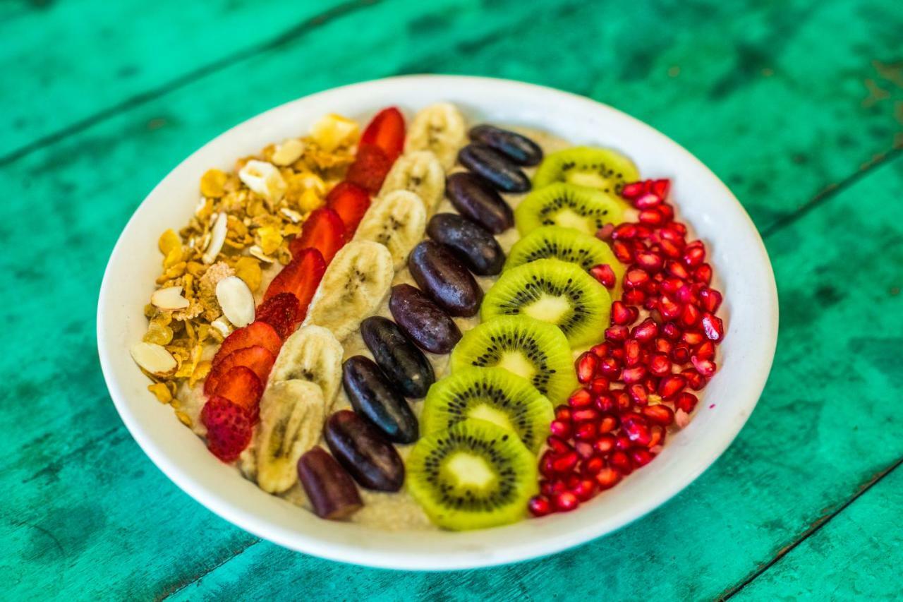Devarya Wellness Beach Resort Morjim Ngoại thất bức ảnh