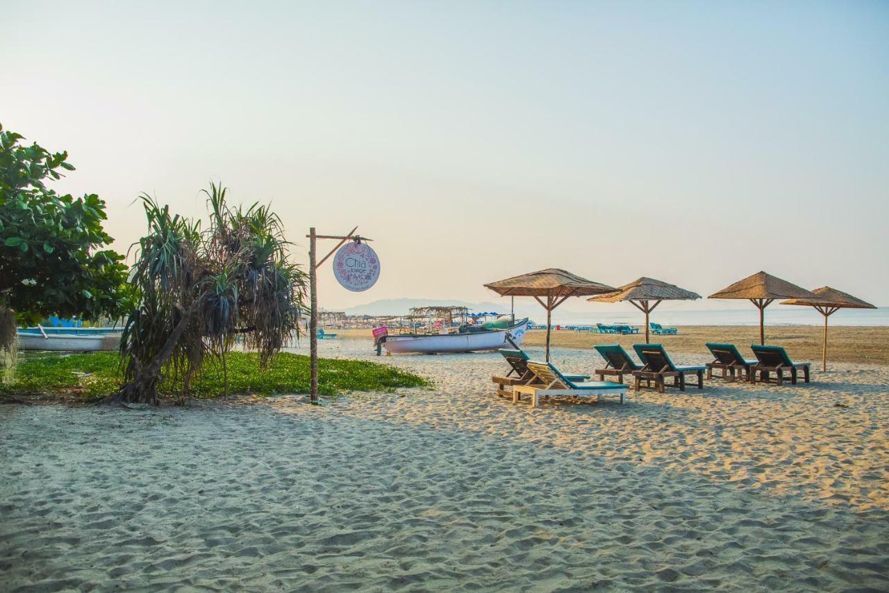 Devarya Wellness Beach Resort Morjim Ngoại thất bức ảnh