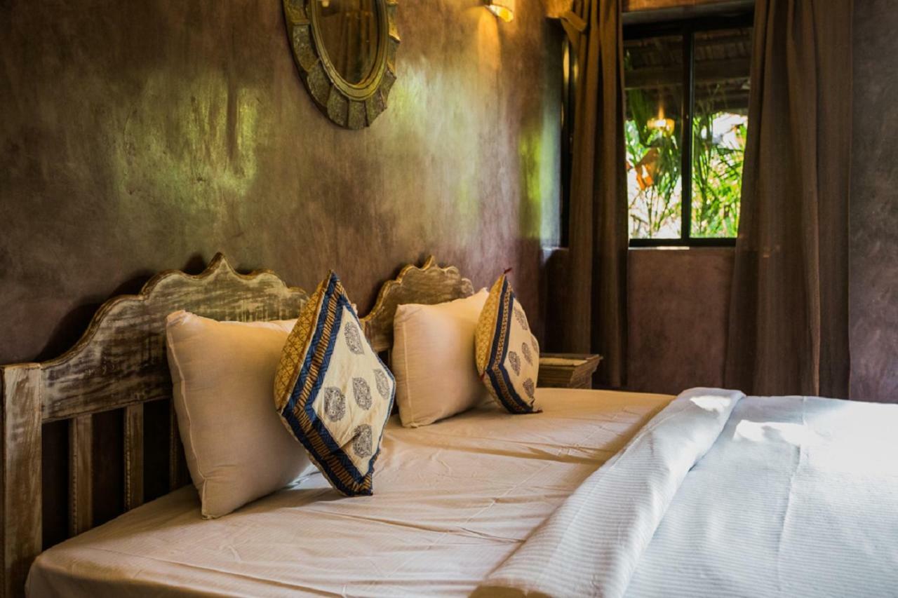 Devarya Wellness Beach Resort Morjim Ngoại thất bức ảnh